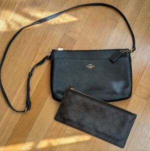 Coach Black Leather E/W Crossbody with Brown Signature Pop-up Pouch Insert.
